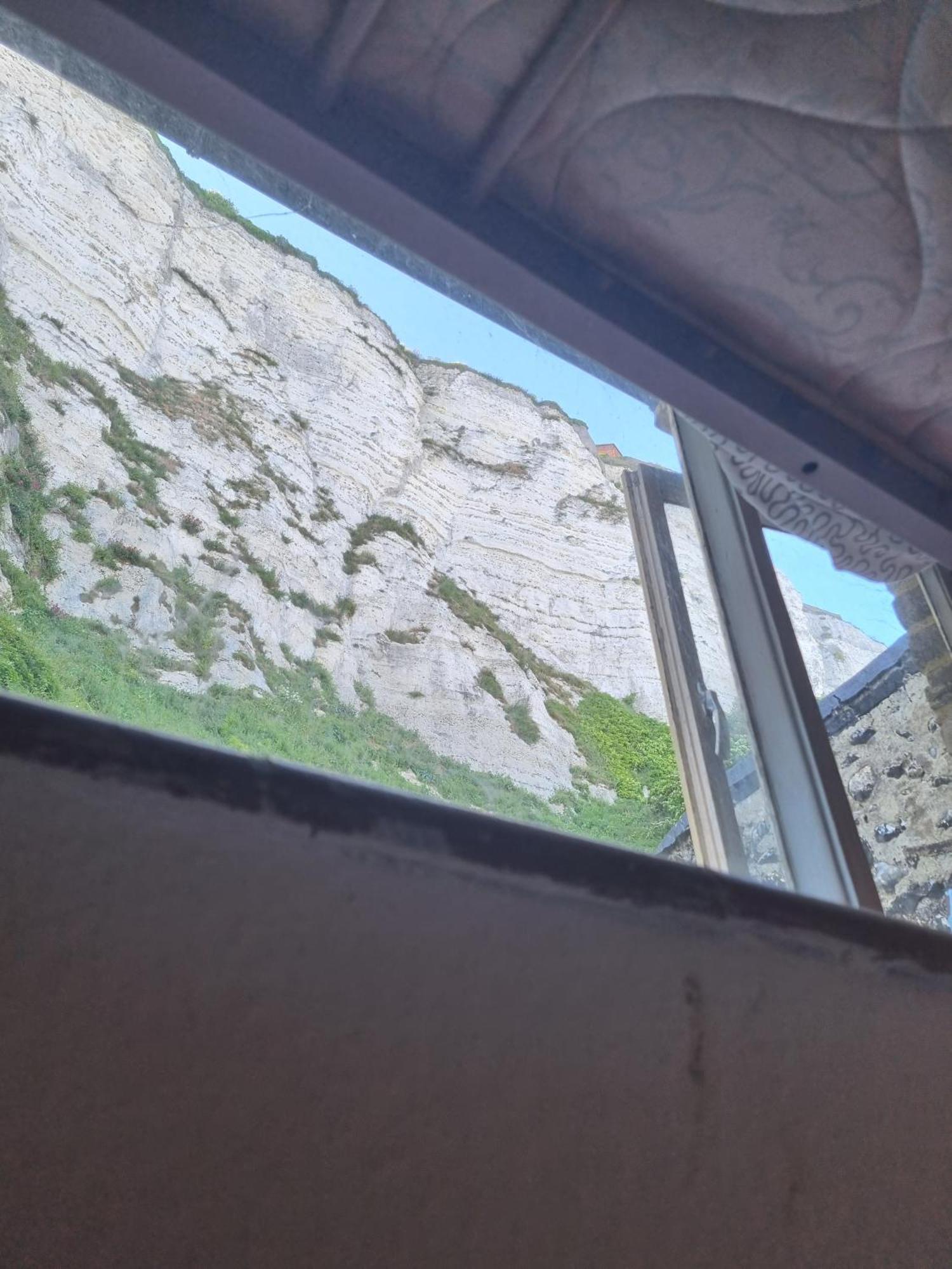 First And Last Youth Hostel Ντόβερ Εξωτερικό φωτογραφία