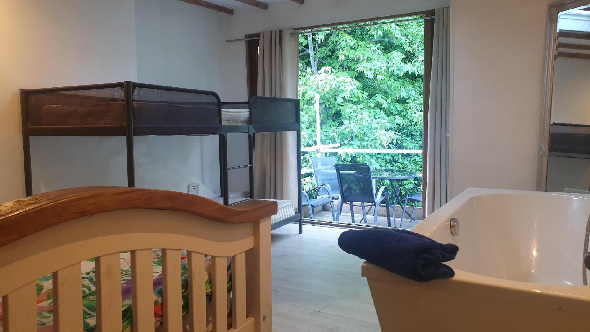 First And Last Youth Hostel Ντόβερ Εξωτερικό φωτογραφία